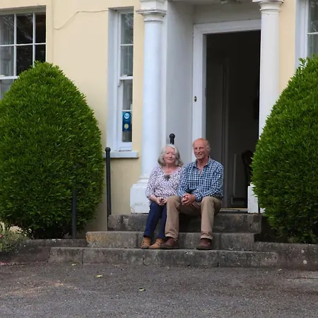 Willowhill House P43 Yk06 3* Minane Bridge