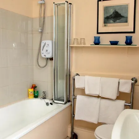 فندق مبيت وإفطار Willowhill House P43 Yk06 3*