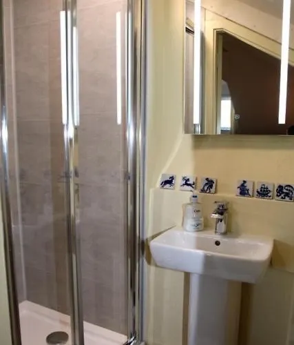 Willowhill House P43 Yk06 Minane Bridge